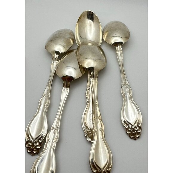 Vintage Holmes & Edwards Chalon Chatsworth Teaspoon Spoon Set of 8 Monogrammed - Picture 7 of 8